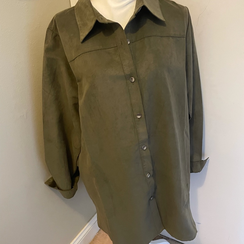 Joan Rivers suede look button down woman’s top size L
